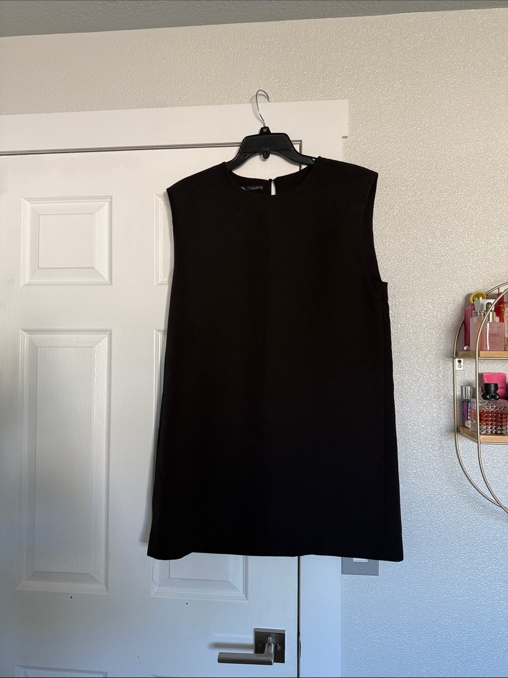 NWOT Zara Classic Black Sleeveless Shift Dress size L